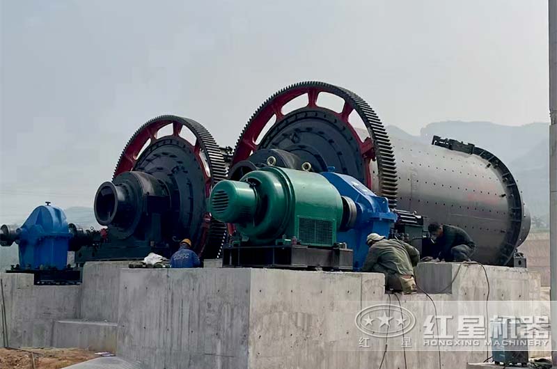 鉻粉礦球磨機(jī)設(shè)備 鉻粉礦球磨機(jī)設(shè)備