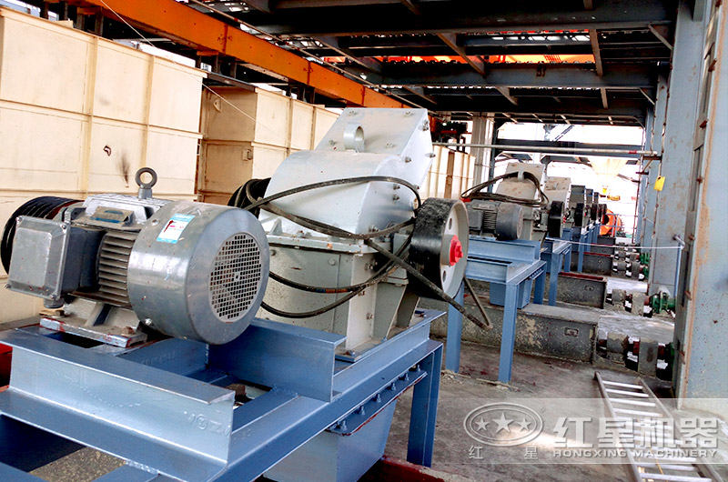 PC600×400小型錘式破碎機現場 PC600×400小型錘式破碎機現場