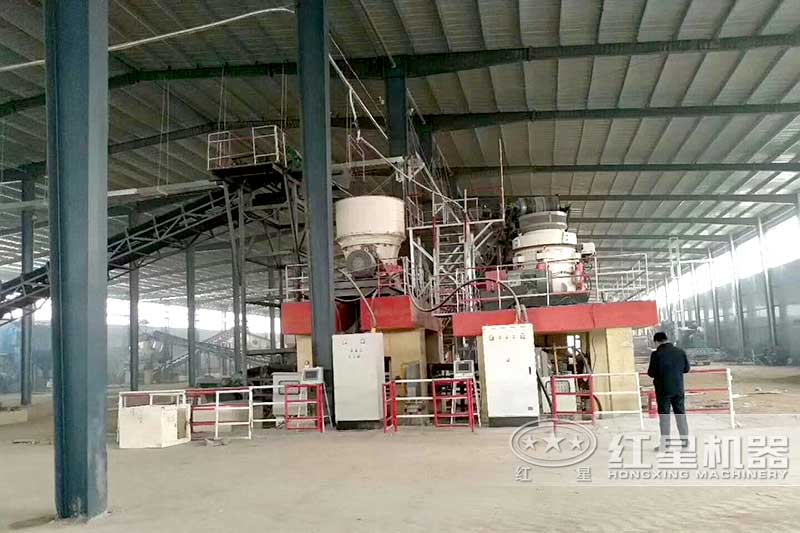 圓錐破碎機生產石子現(xiàn)場 圓錐破碎機生產石子現(xiàn)場