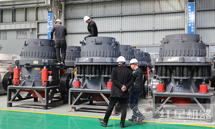 多家對(duì)比后二次到廠，選擇兩臺(tái)圓錐破